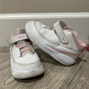 Pink and white JORDAN Flights toddler shoes